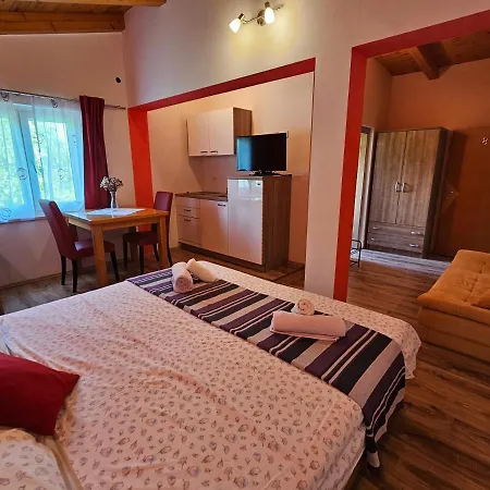 And Agroturist Ρόβινι