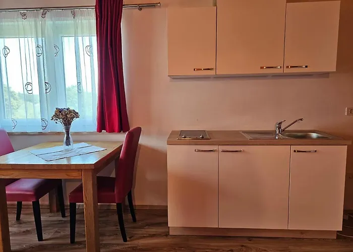 Διαμέρισμα And Agroturist *