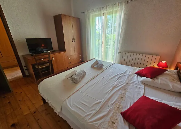 And Agroturist Ρόβινι